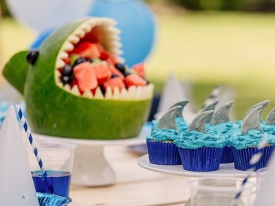 Shark-themed party bites that’ll...