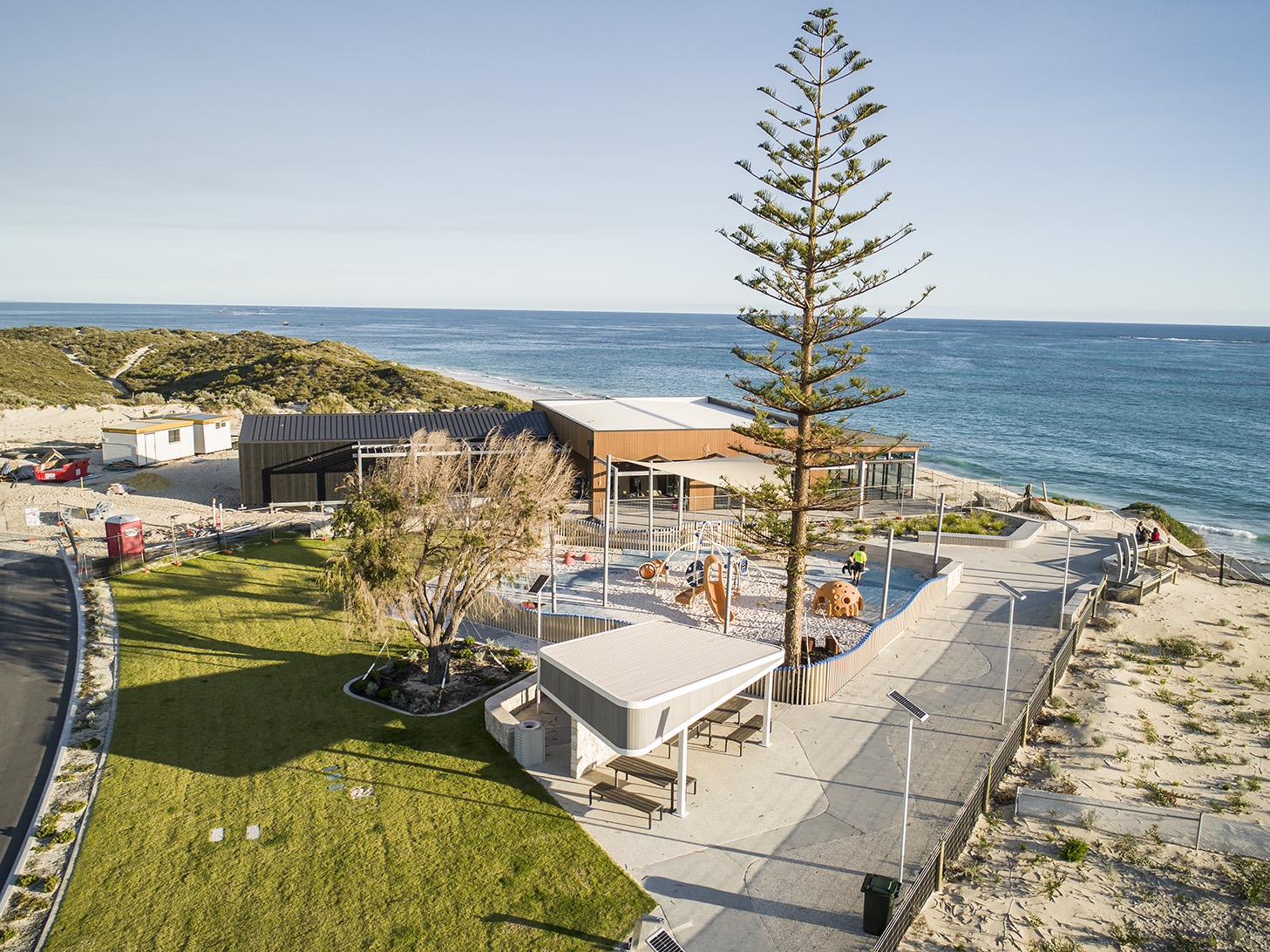 The Amberton Beach Bar & Kitchen is an iconic venue perched 16m above the sea within the Amberton Beach $5m Foreshore Precinct.