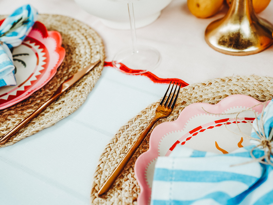 Table styling displaying tablemats, plate, napkins and cutlery